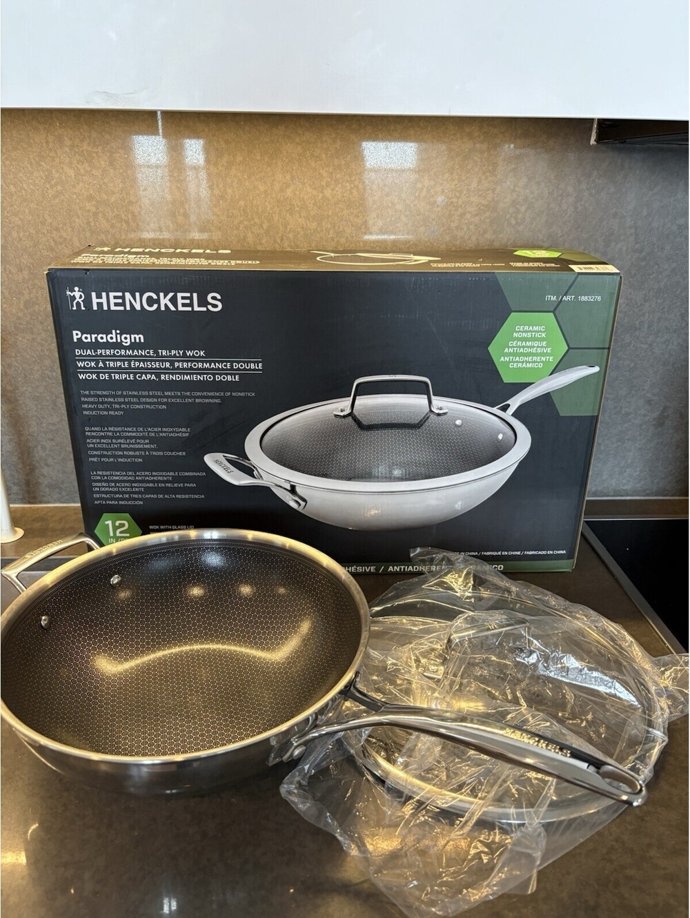 Henckels 12" Paradigm Hybrid Ceramic Nonstick Wok Like New